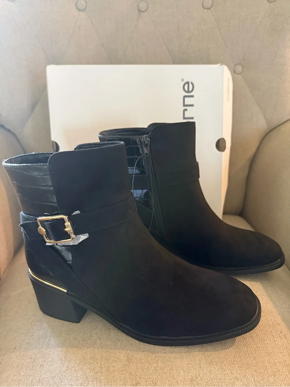 Liz Claiborne LC Emberly Black Suede Ankle Boots Women’s Size 8M New In Box - Picture 1 of 13
